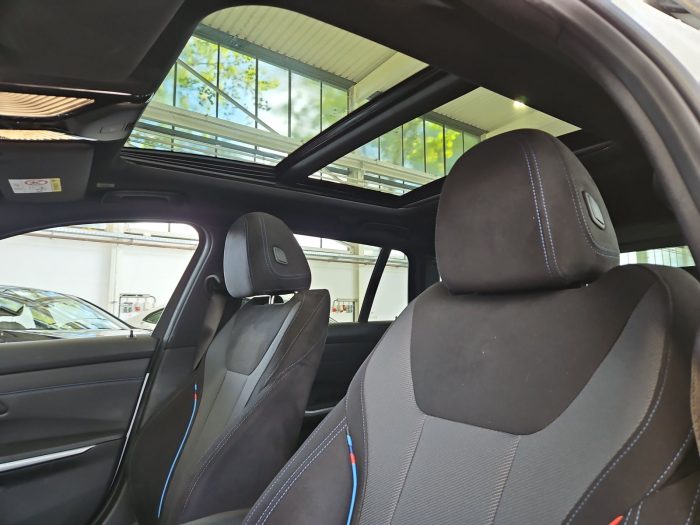BMW Seria 3, 330E, 2024, 26809 km