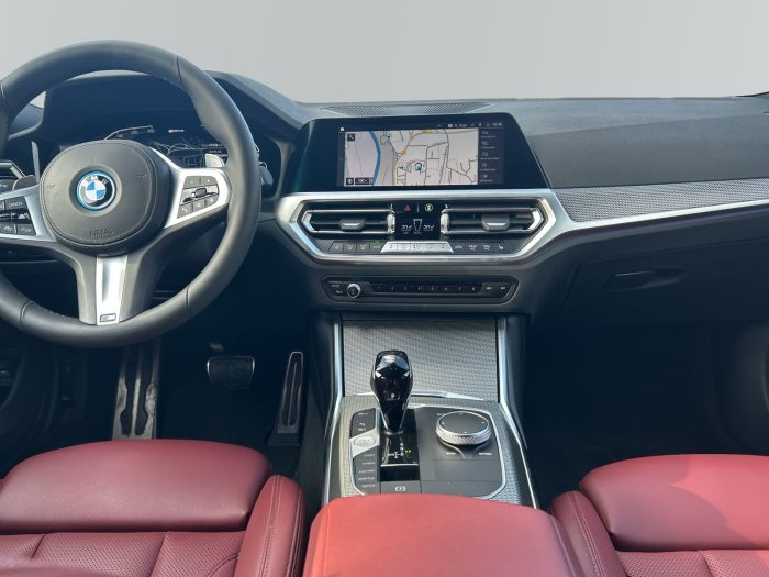 BMW Seria 3, 330E XDRIVE, 2022, 41533 km