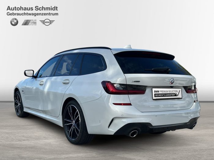 BMW Seria 3, 330E XDRIVE, 2022, 41533 km