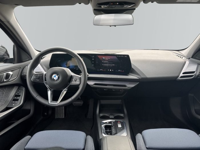 BMW Seria 1, 118D, 2024, 8635 km