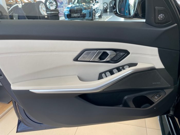 BMW M Power, M3 COMPETITION M XDRIVE SEDAN, 2024, 15000 km