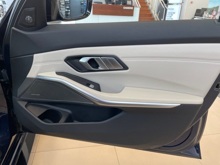 BMW M Power, M3 COMPETITION M XDRIVE SEDAN, 2024, 15000 km