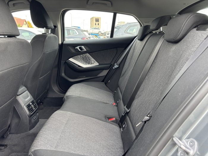 BMW Seria 1, 120 HATCH 5 USI, 2024, 15900 km