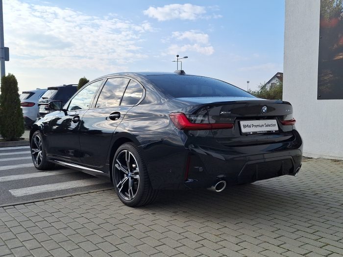 BMW Seria 3, 330E XDRIVE, 2023, 33176 km
