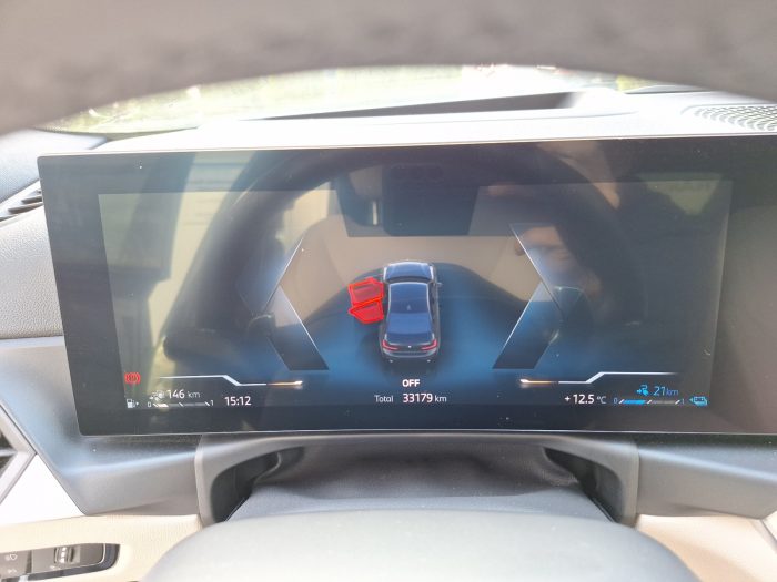 BMW Seria 3, 330E XDRIVE, 2023, 33176 km