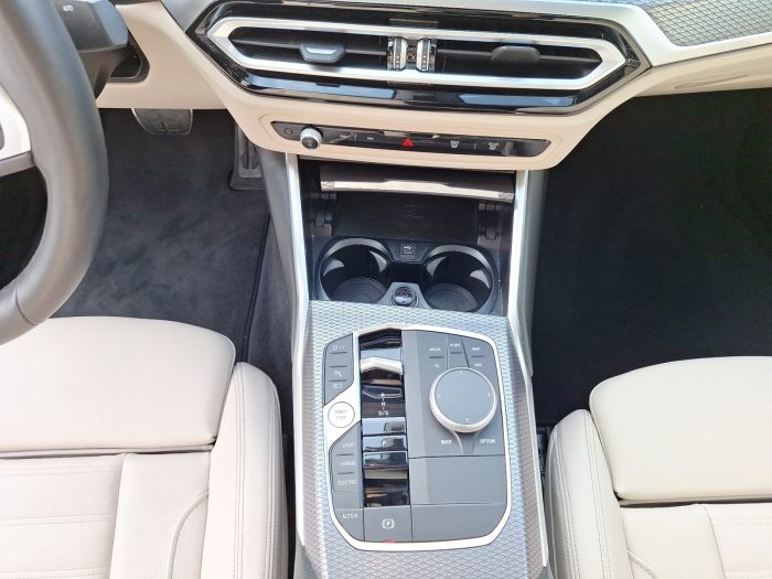 BMW Seria 3, 330E XDRIVE, 2023, 33176 km