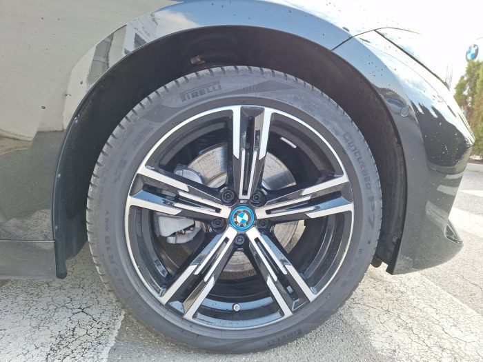 BMW Seria 3, 330E XDRIVE, 2023, 33176 km