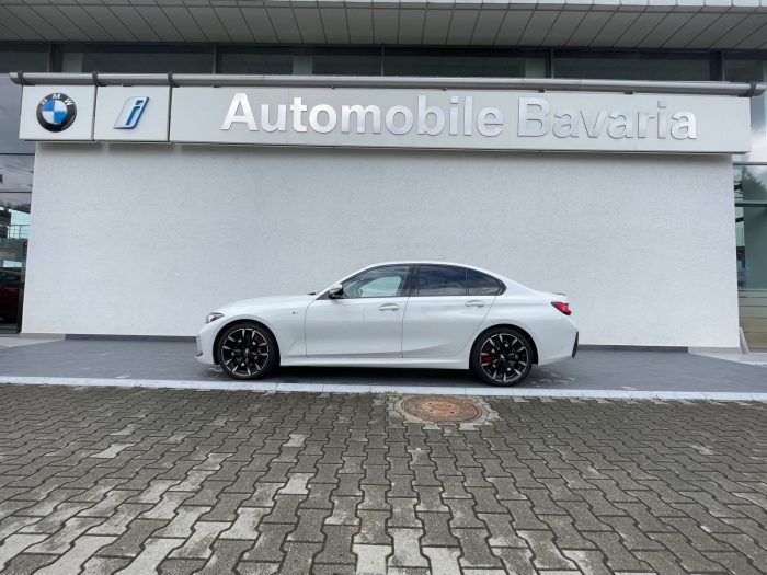 BMW Seria 3, 330I XDRIVE, 2025, 4741 km