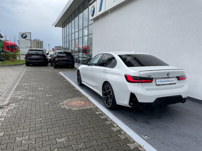 BMW Seria 3, 330I XDRIVE, 2025, 4741 km
