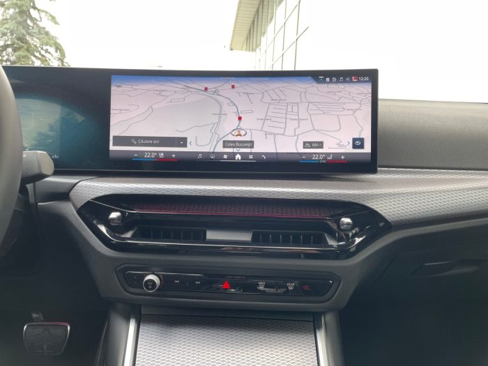 BMW Seria 3, 330I XDRIVE, 2025, 4741 km