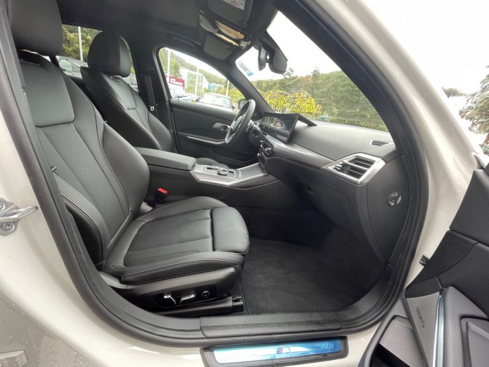 BMW Seria 3, 330I XDRIVE, 2025, 4741 km