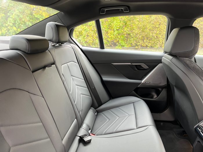 BMW Seria 5, 520D, 2024, 15805 km