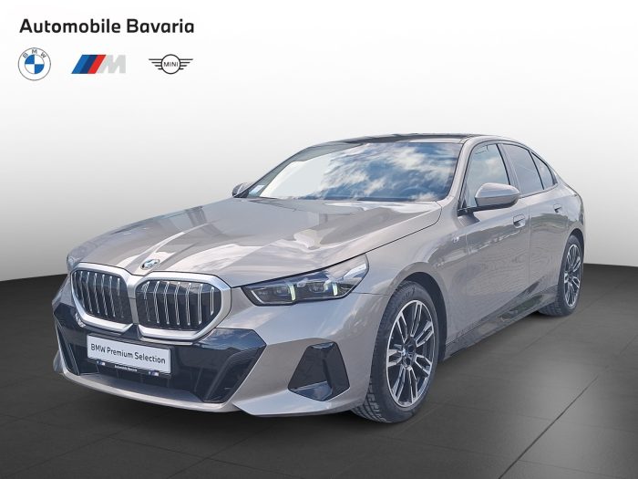 BMW Seria 5, 520D, 2024, 7400 km