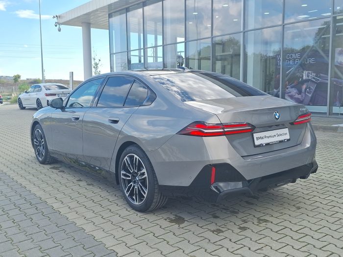 BMW Seria 5, 520D, 2024, 7400 km