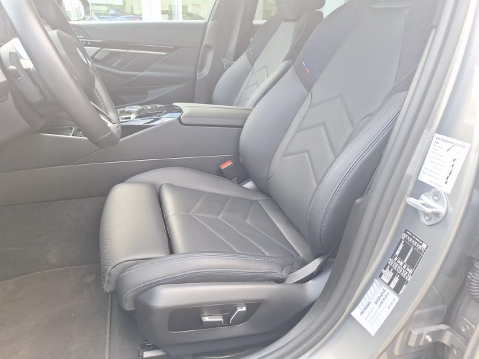 BMW Seria 5, 520D, 2024, 7400 km