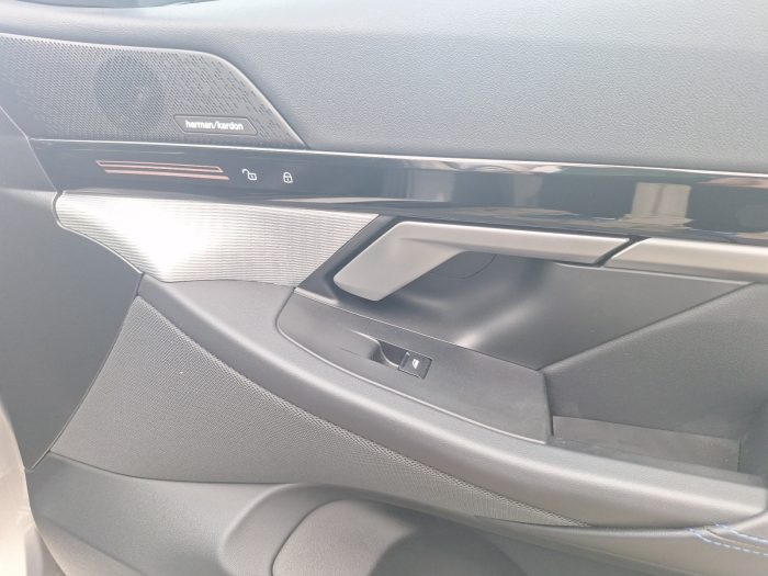 BMW Seria 5, 520D, 2024, 7400 km