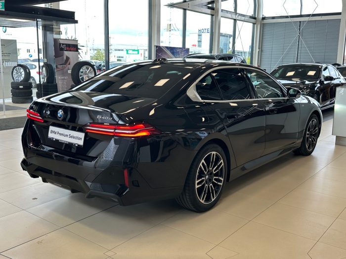 BMW Seria 5, 540D XDRIVE, 2024, 27600 km