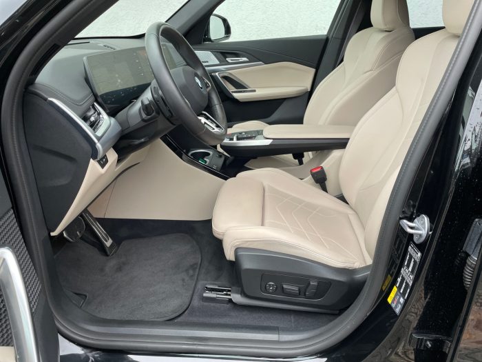 BMW X1, IX1 XDRIVE30, 2025, 7247 km