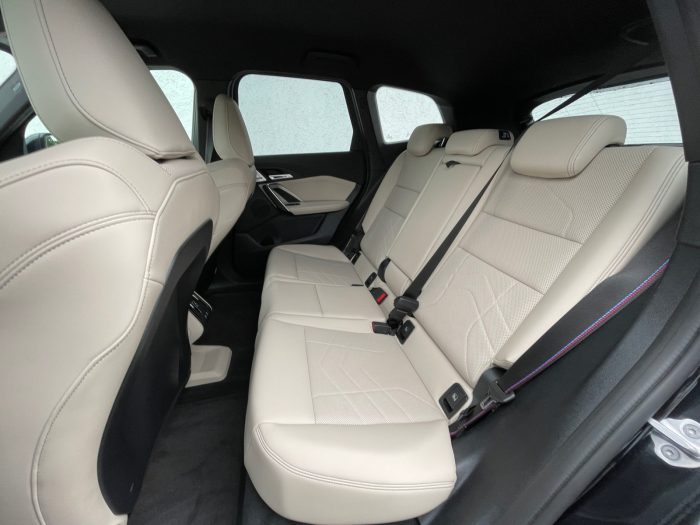 BMW X1, IX1 XDRIVE30, 2025, 7247 km