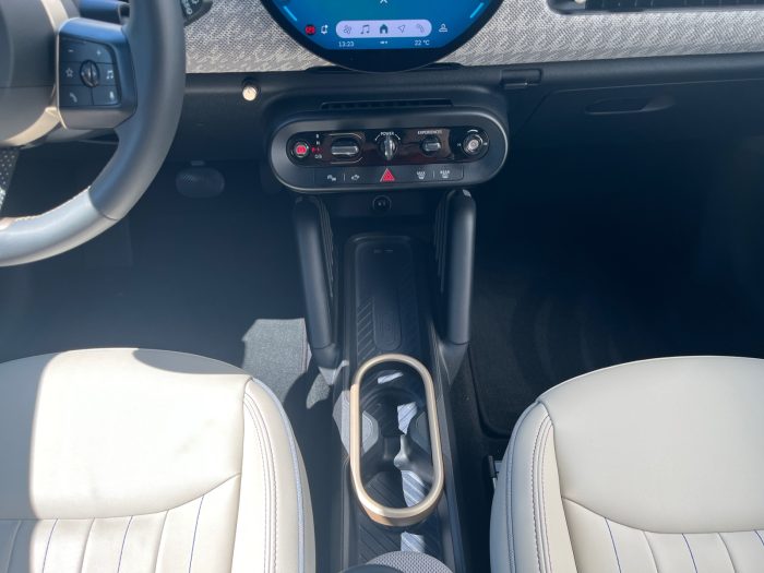 MINI Cooper E, COOPER E, 2024, 4130 km