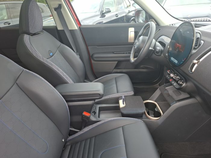 MINI Countryman, COOPER COUNTRYMAN, 2024, 15719 km
