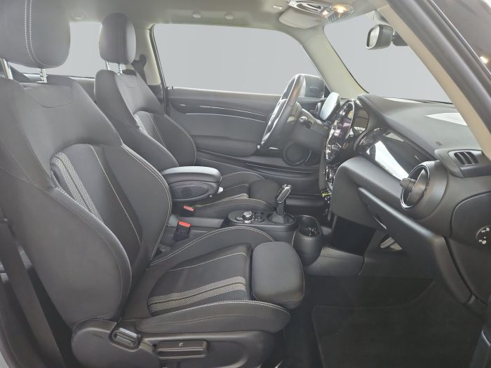 MINI Hatch 3 usi, COOPER SE, 2022, 33739 km
