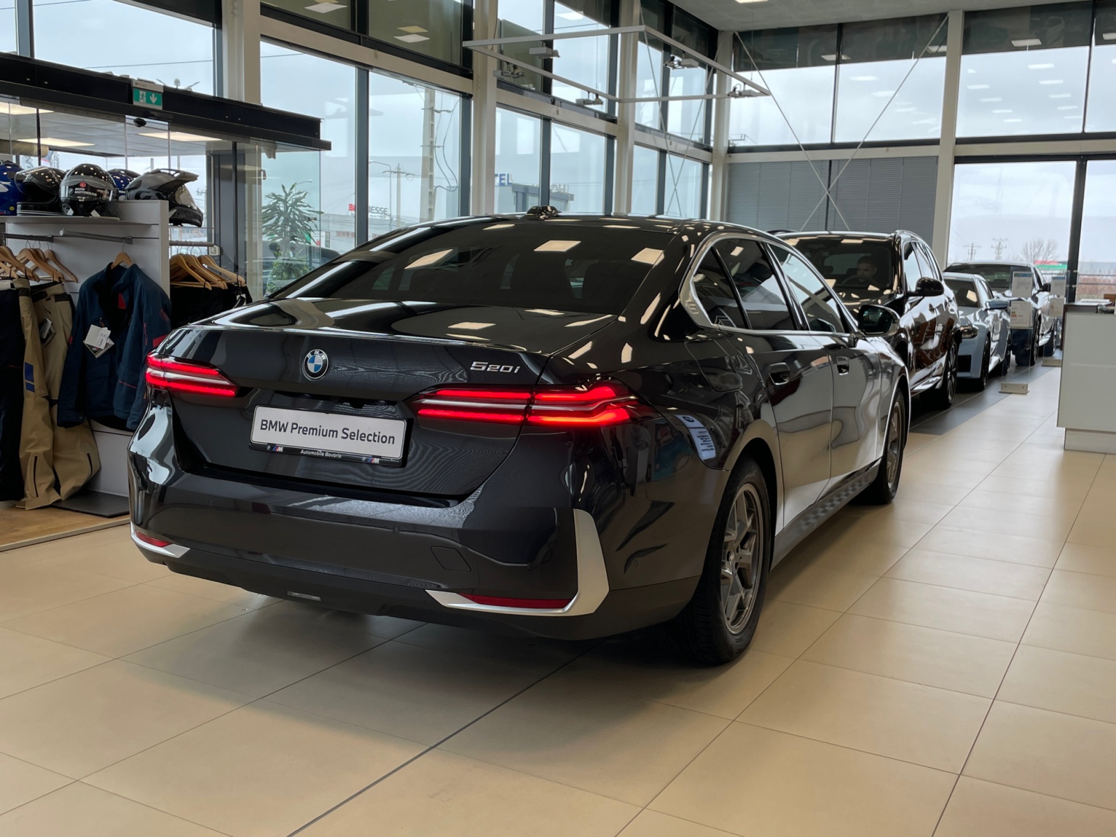 BMW_Seria-5_520I_2024_mild-hybrid-petrol_29449_km_190_CP_04 BMW Seria 5, 520I, 2024, 29449 km