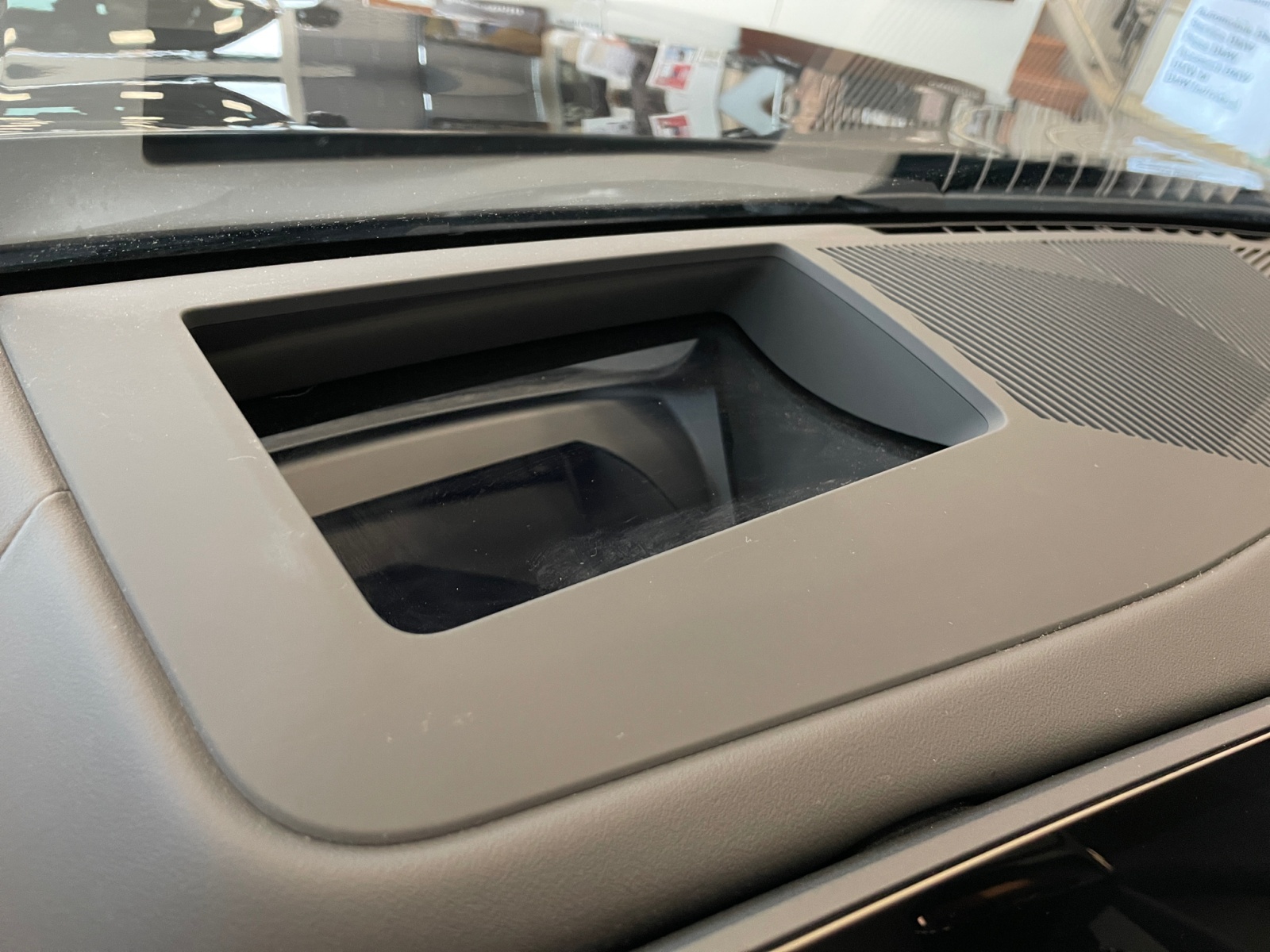 BMW_Seria-5_520I_2024_mild-hybrid-petrol_29449_km_190_CP_19 BMW Seria 5, 520I, 2024, 29449 km