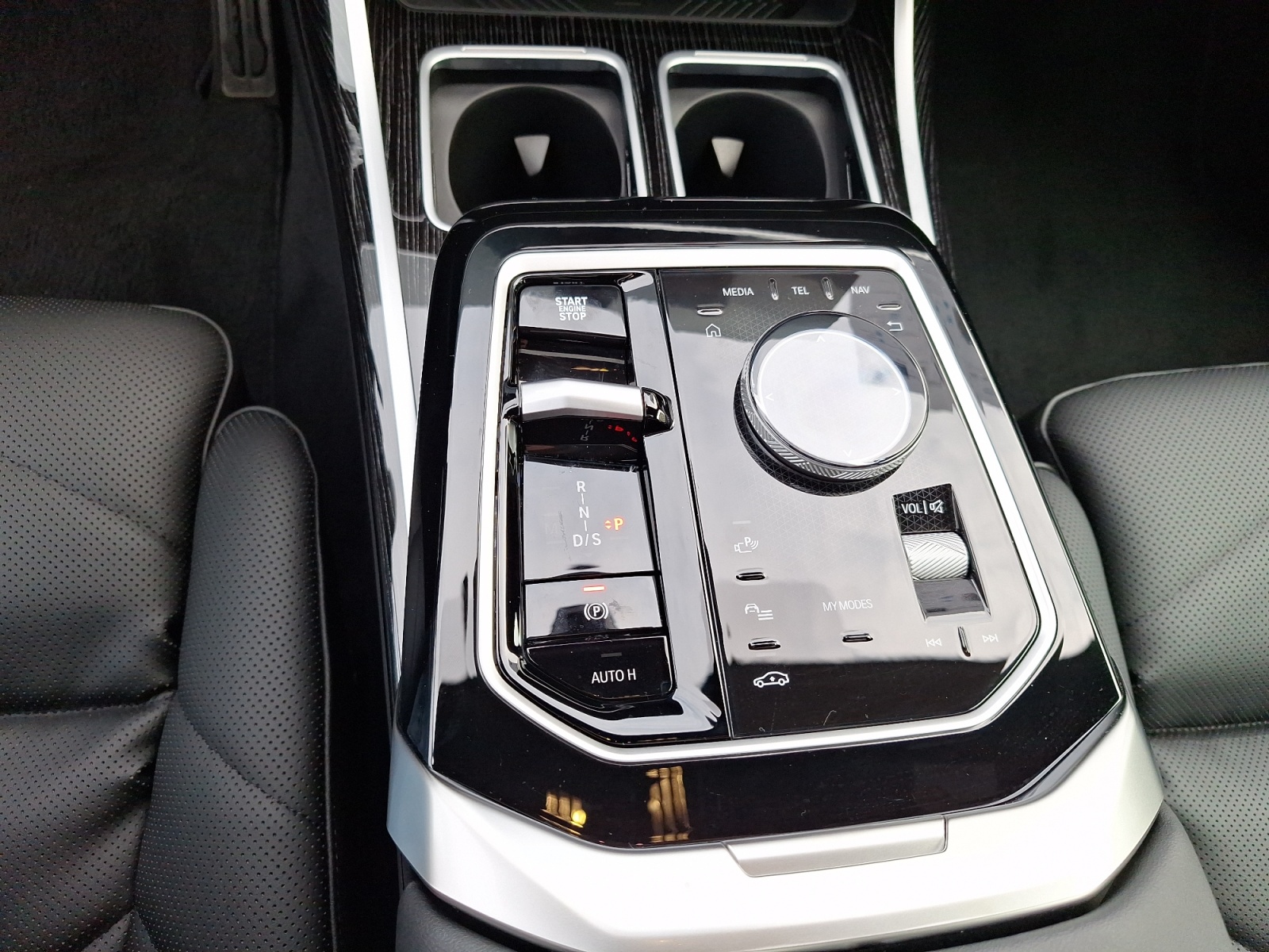 BMW_Seria-7_740D-XDRIVE_2024_mild-hybrid-diesel_25500_km_286_CP_09 BMW Seria 7, 740D XDRIVE, 2024, 25500 km