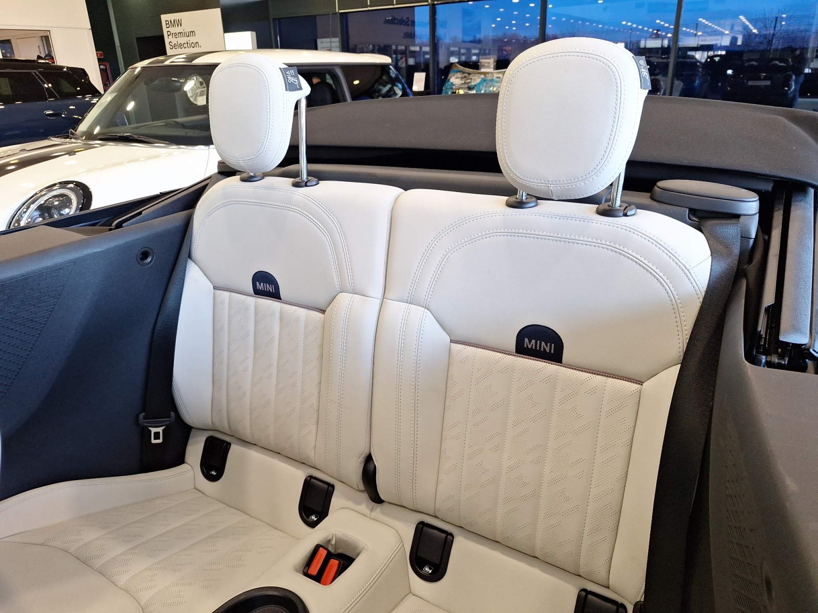 MINI_Cooper-C-Covertible_COOPER-C-CONVERTIBLE_2025_benzina_8100_km_163_CP_10 MINI Cooper C Covertible, COOPER C CONVERTIBLE, 2025, 8100 km