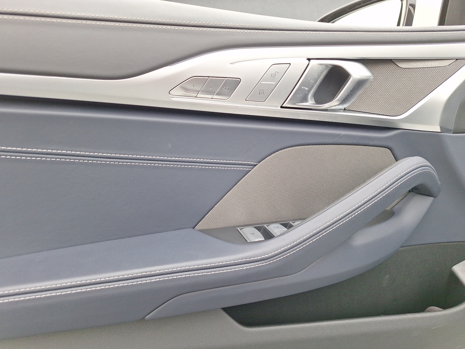 BMW_Seria-8_840I-XDRIVE-CABRIO_2025_benzina_18400_km_333_CP_05 BMW Seria 8, 840I XDRIVE CABRIO, 2025, 18400 km