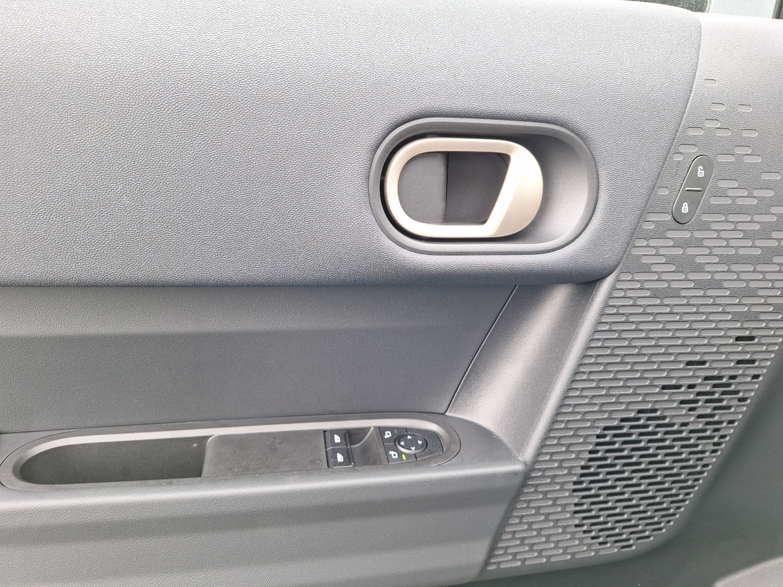 MINI_Cooper-C_COOPER-C_2024_benzina_11500_km_156_CP_05 MINI Cooper C, COOPER C, 2024, 11500 km