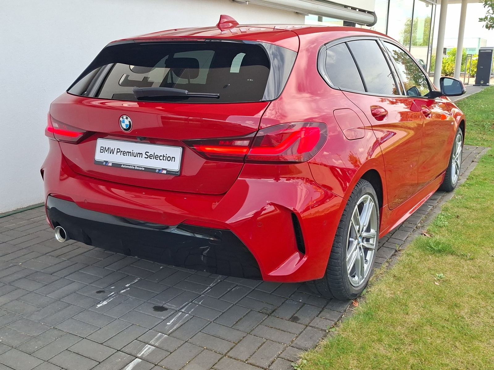 118I