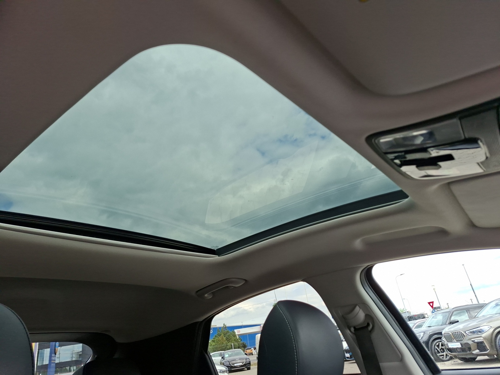 U5YH5F14ALL025735_16 KIA , , 2019, 66471 km