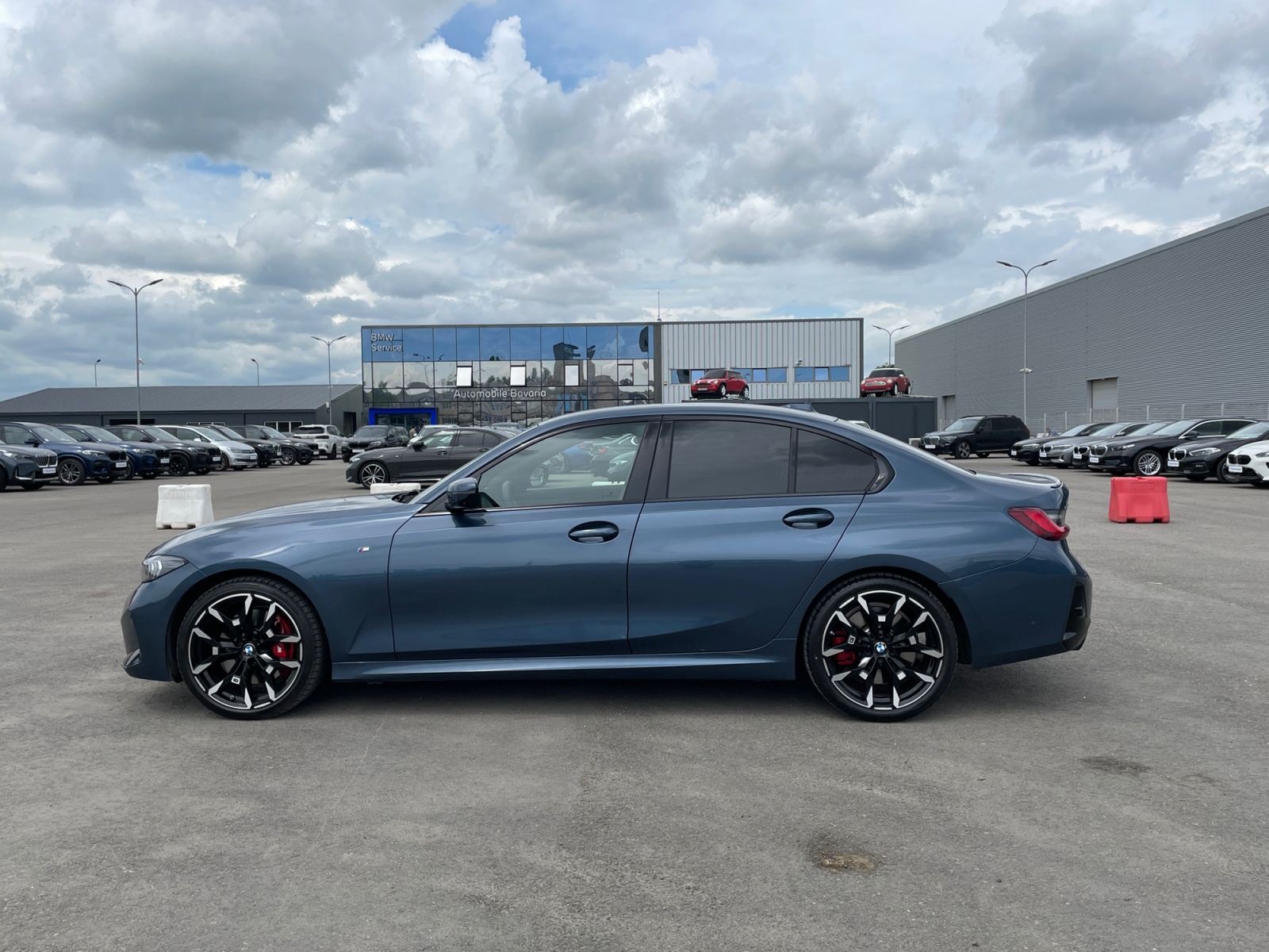 320D XDRIVE