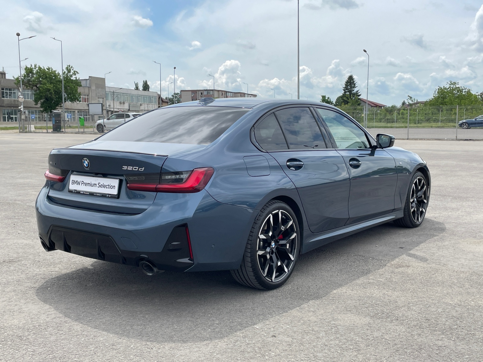 320D XDRIVE