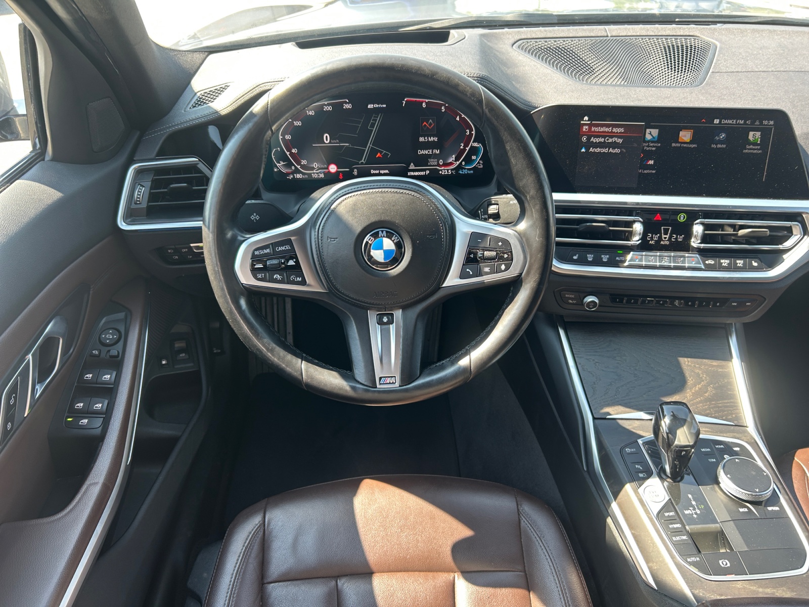 BMW 330e 2021 — imagine 8