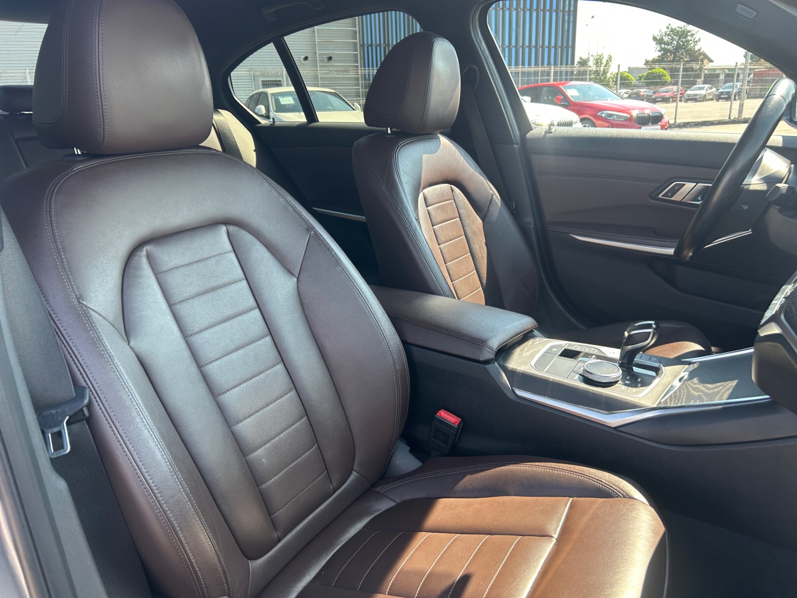 BMW 330e 2021 — imagine 15