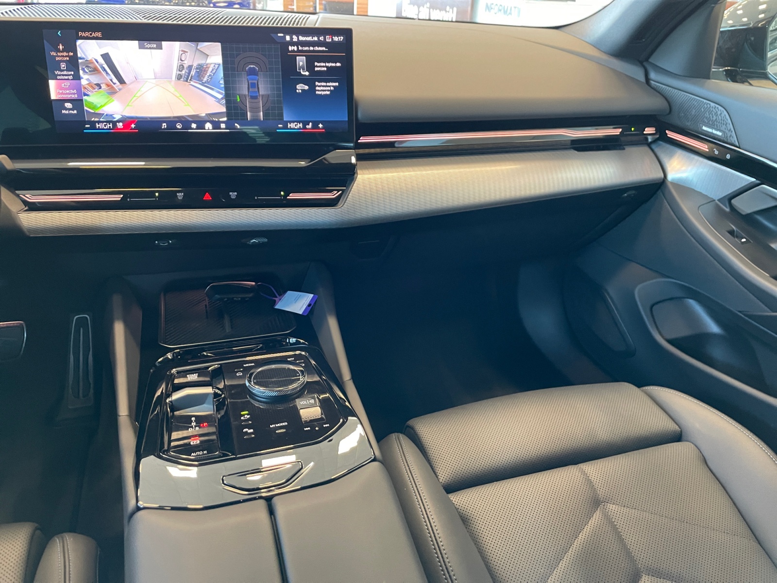 BMW 530e 2025 — imagine 10