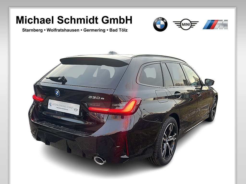 BMW 330e 2025 — imagine 14