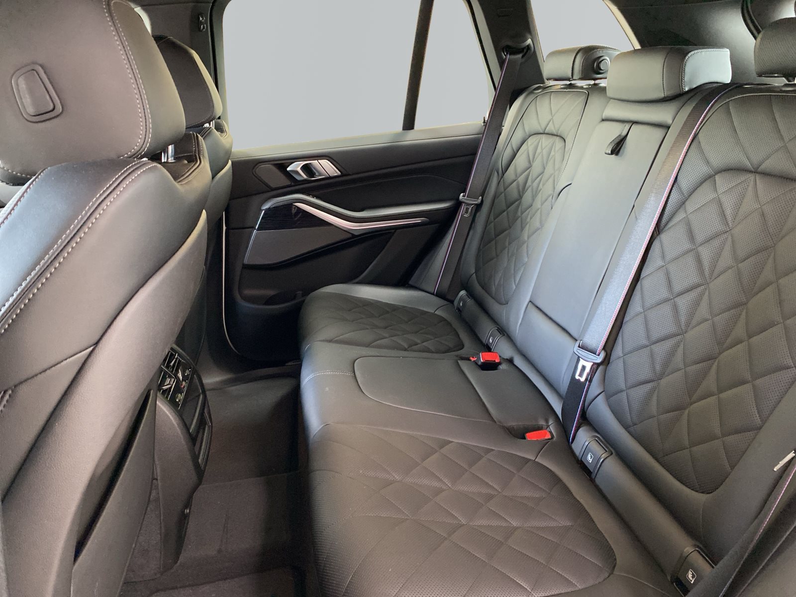 BMW X5 2024 — imagine 9