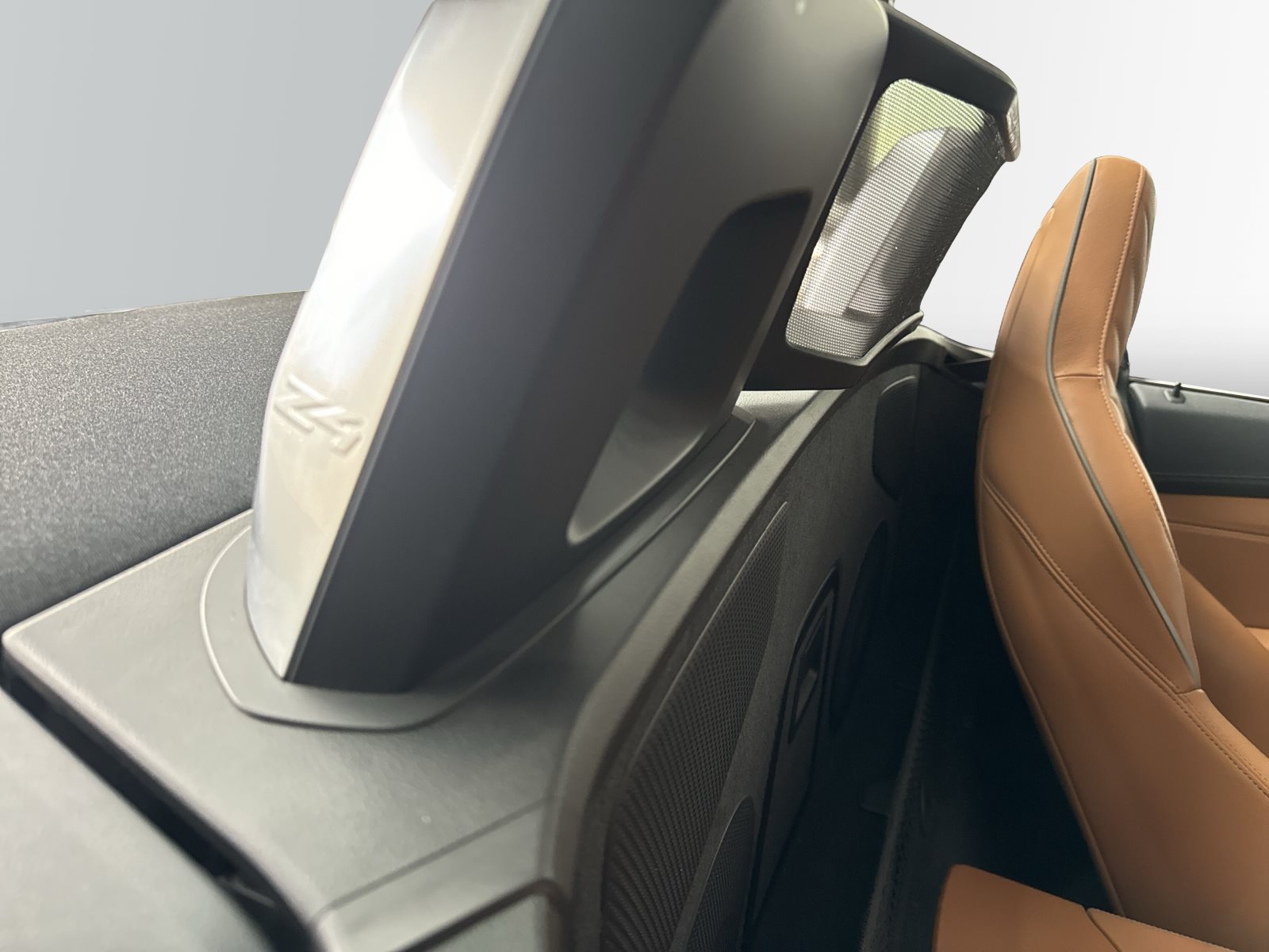 BMW Z4 2023 — imagine 11