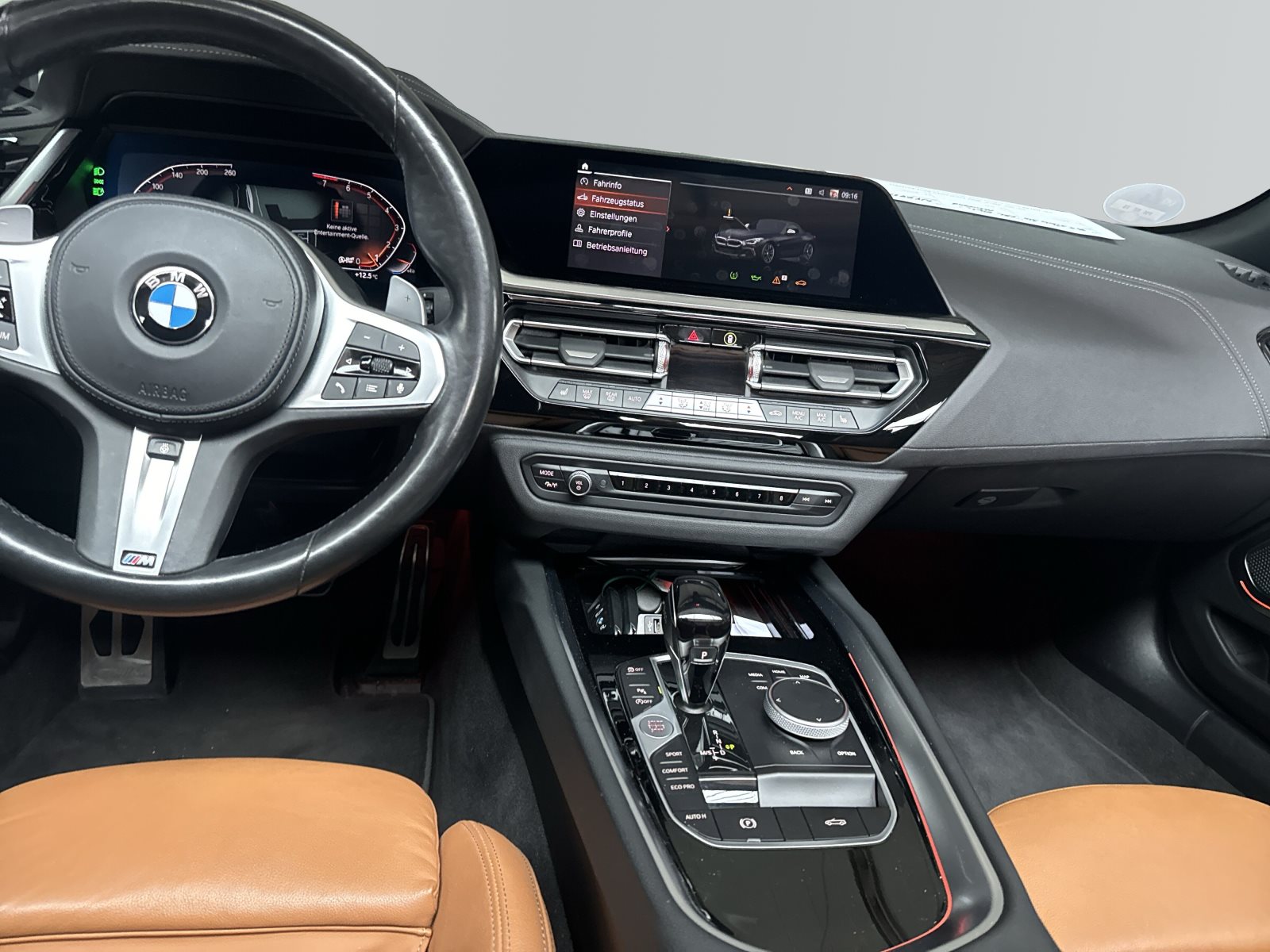 BMW Z4 2023 — imagine 13