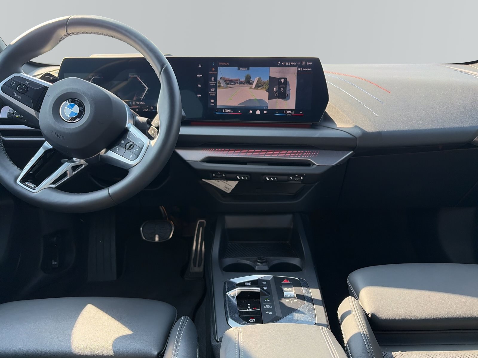 BMW 1 Series 2025 — imagine 12