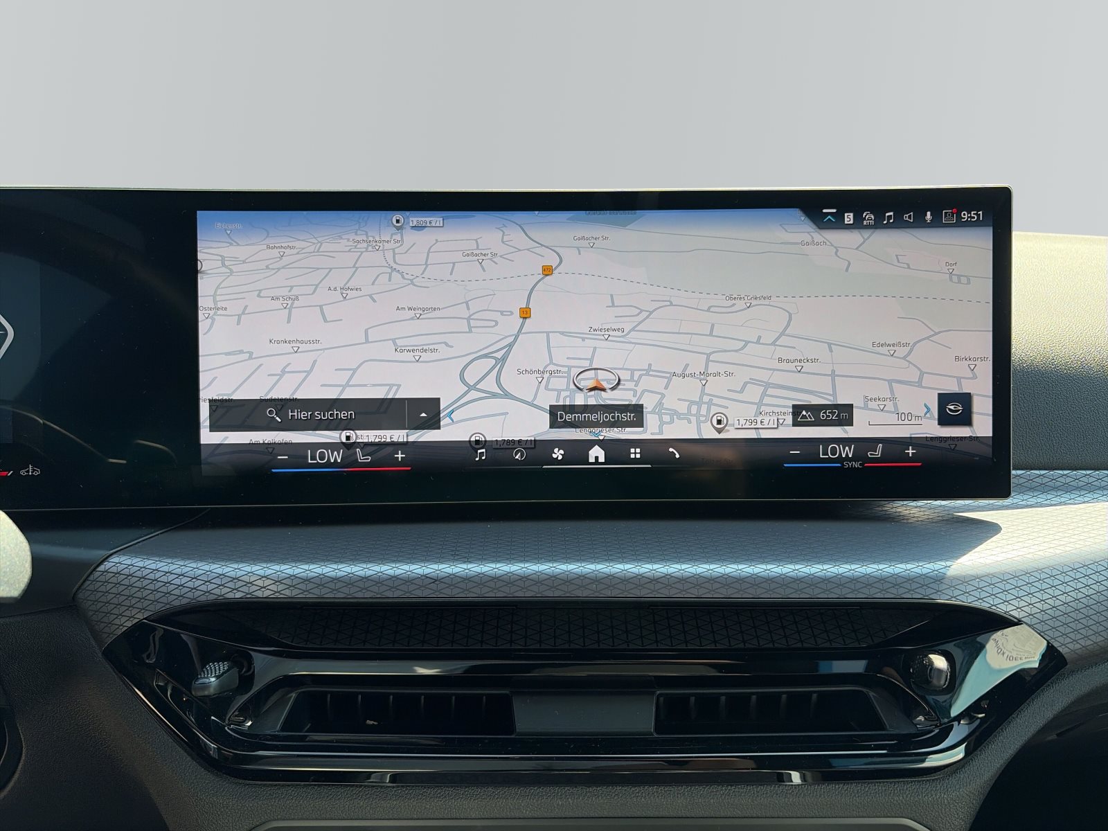BMW 330i 2025 — imagine 14