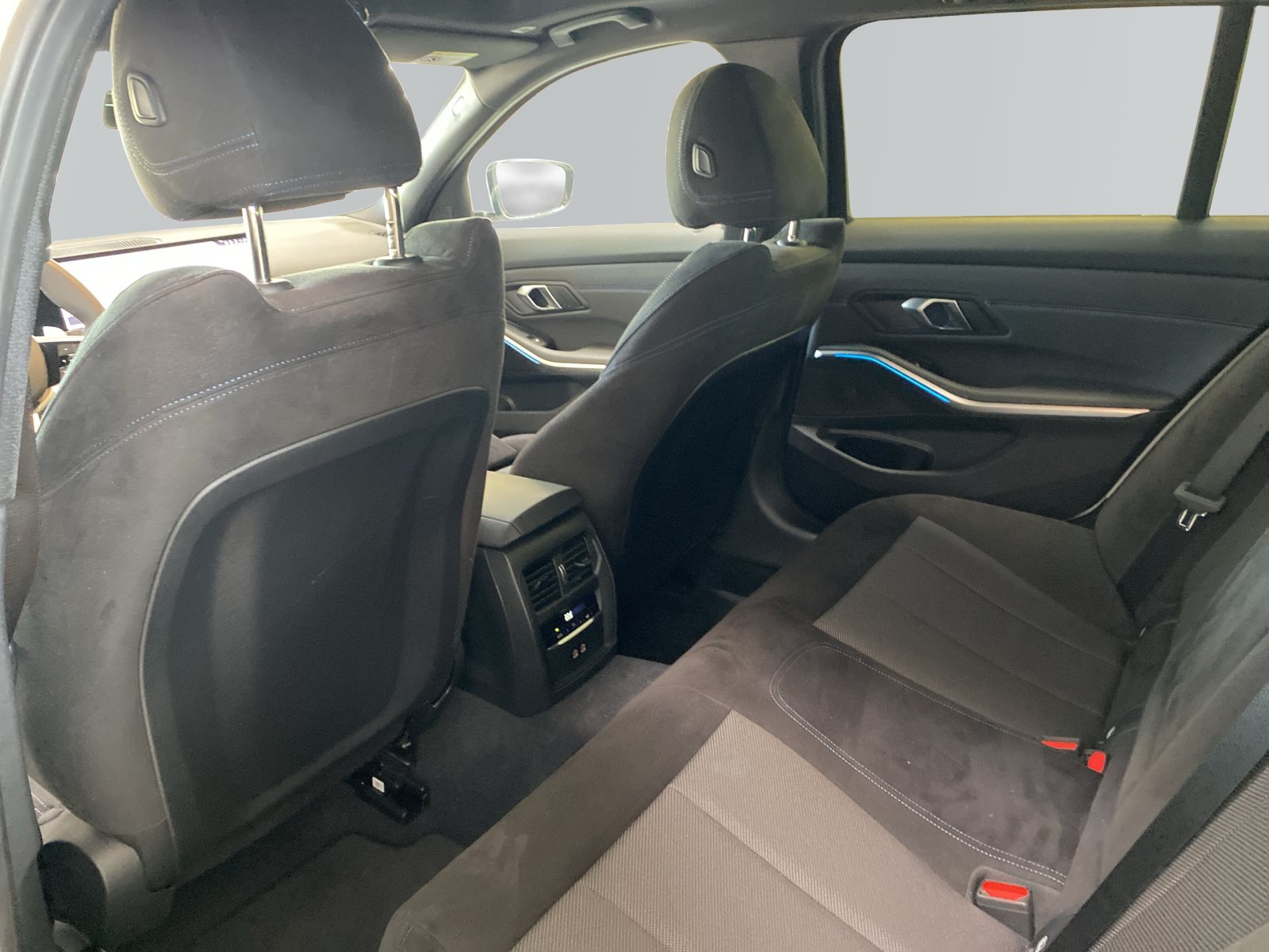 BMW Unknown Model 2025 — imagine 9