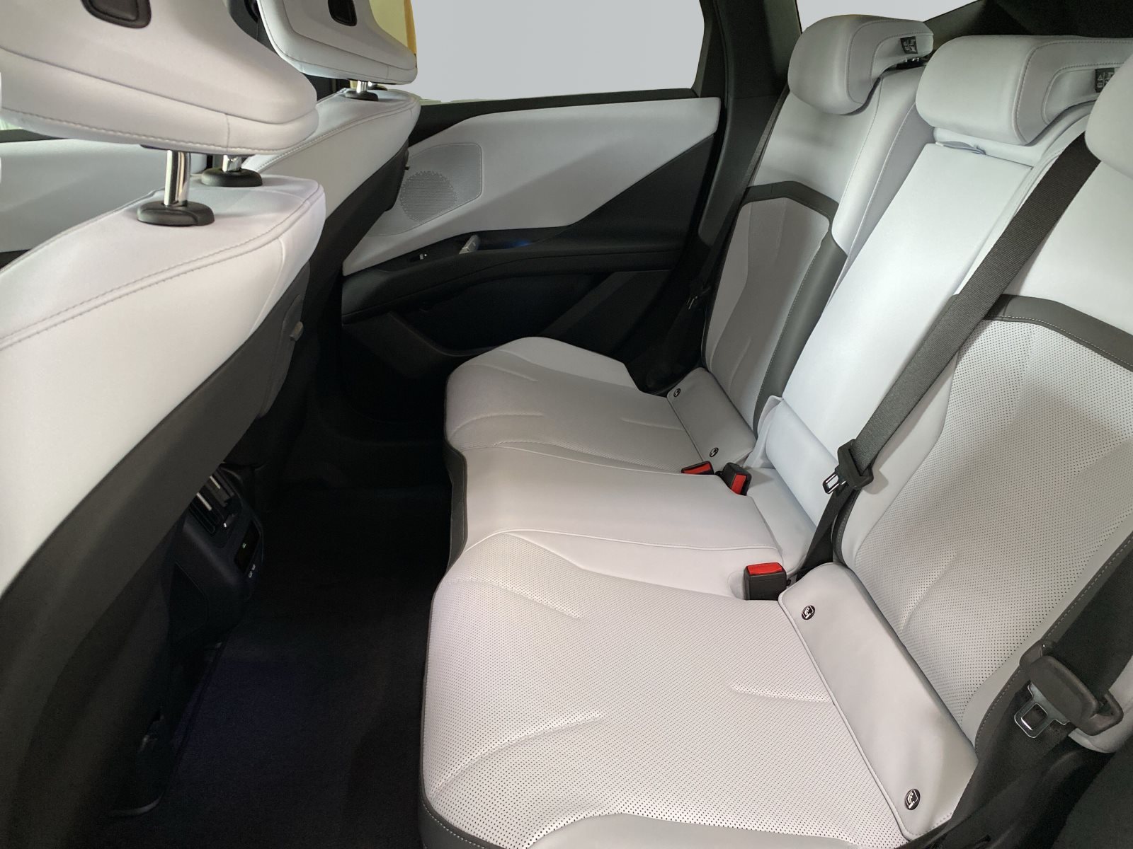 BMW iX3 2026 — imagine 9