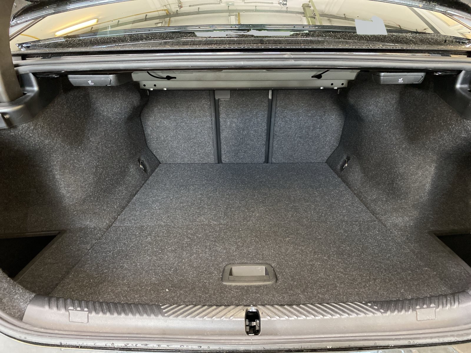BMW i5 2025 — imagine 13