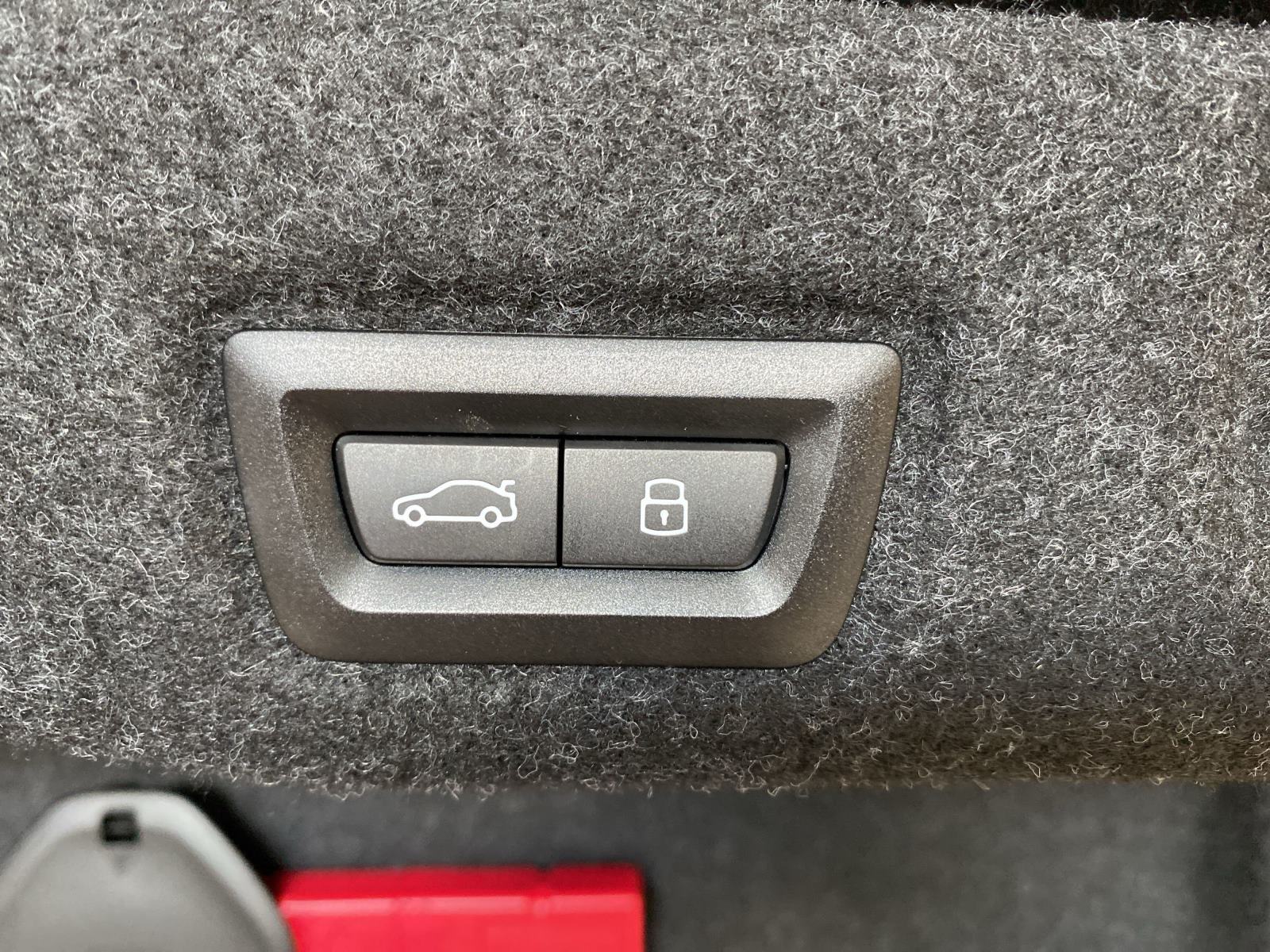 BMW i5 2025 — imagine 16