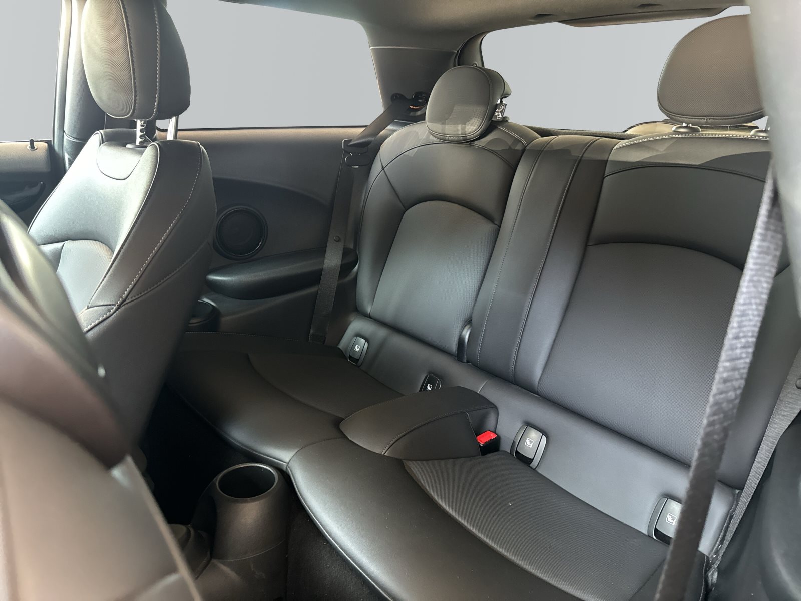 MINI Cooper SE 2023 — imagine 9